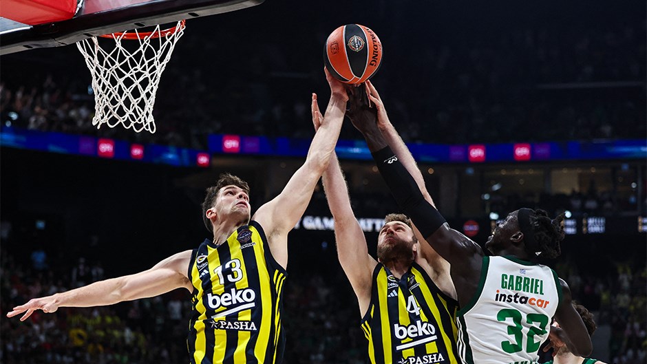 Fenerbahçe Bekoda Finalde! Tarık Biberovic'in Performansı Takımı Finale Taşıdı
