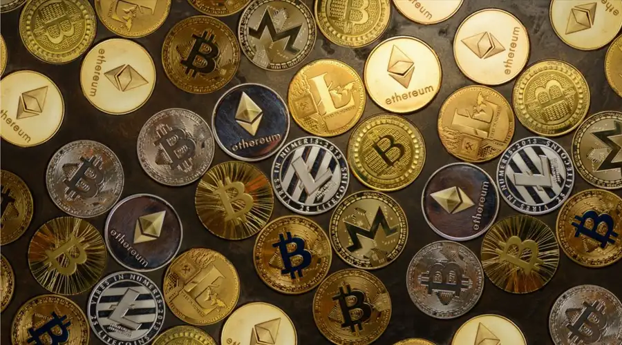 Endişe Ortamında Yükselen Beş Altcoin: Kripto Piyasasında Dikkat Çekenler