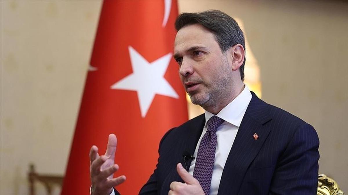 Bakan Bayraktar: Diyarbakır'da Petrol, Trakya'da Gaz Arama Çalışmaları Sürüyor