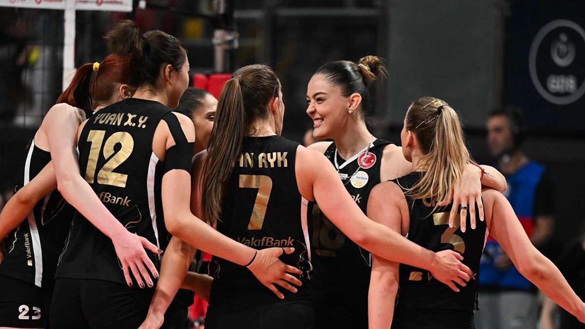 Fenerbahçe, VakıfBank'ı Geçerek Sultanlar Ligi Şampiyonu Oldu