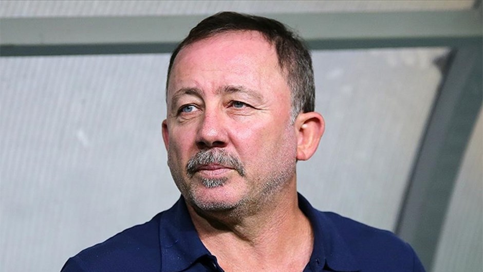 Galatasaray, Eyüpspor'u Mağlup Ederek Liderliğini Korudu