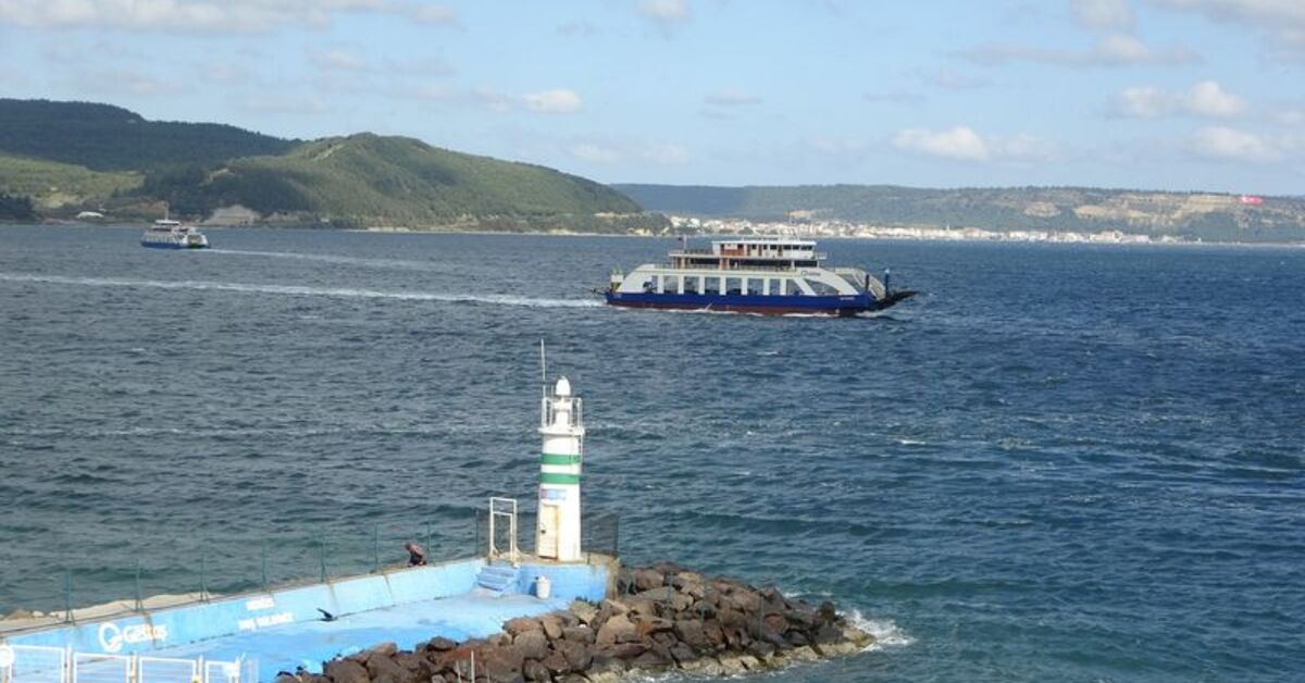 Çanakkale'de Poyraz Fırtınası Nedeniyle Bozcaada ve Gökçeada Feribot Seferleri İptal Edildi