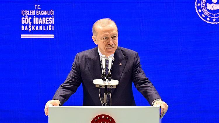 Türkiye'deki Göçmen Sayısı 4 Milyon 33 Bine Ulaştı