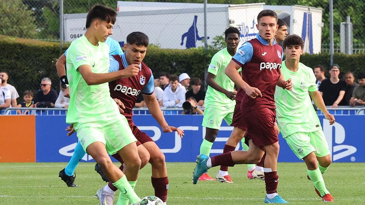Trabzonspor U19 Takımı, Barcelona'ya Karşı Finalde Kaybetti