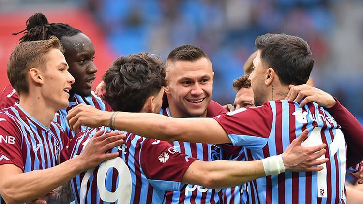 Trabzonspor, Alanyaspor'u 4-3 Mağlup Etti