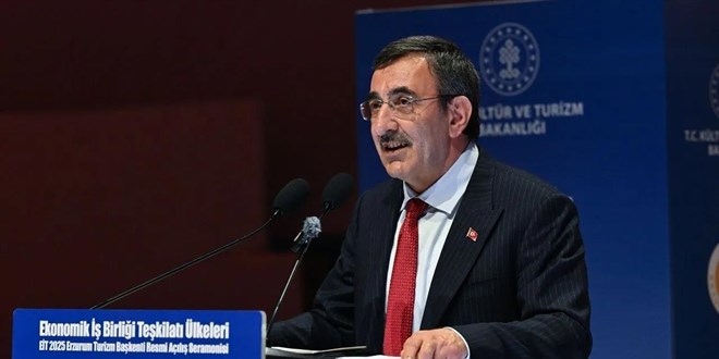 Türkiye Turizm Gelirinde Rekor Beklentisi: 2024'te 61 Milyar Doları Aşması Öngörülüyor