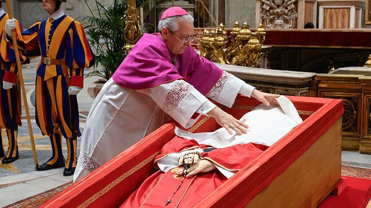 Papa Franciscus'un Cenaze Töreni İçin Hazırlıklar Tamamlandı