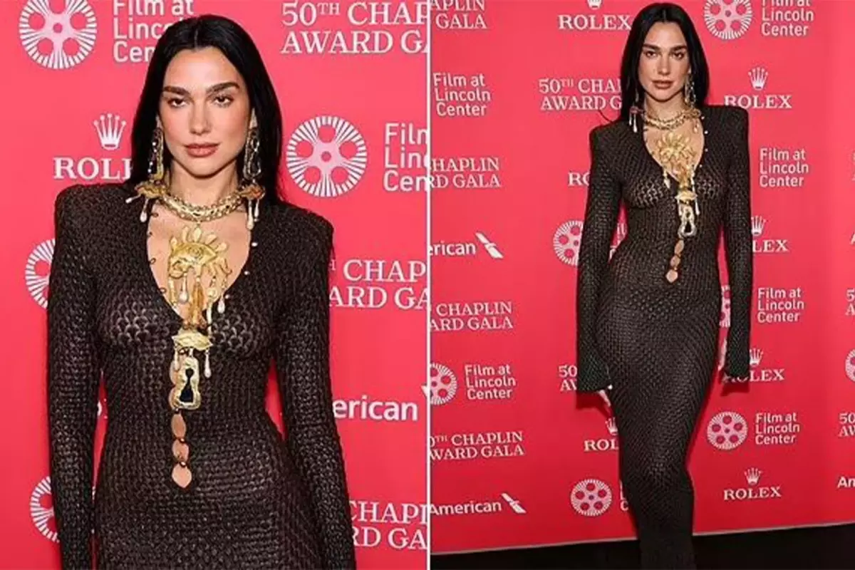 Dua Lipa, Chaplin Galası'nda Şeffaf Elbisesiyle Gözleri Kamaştırdı