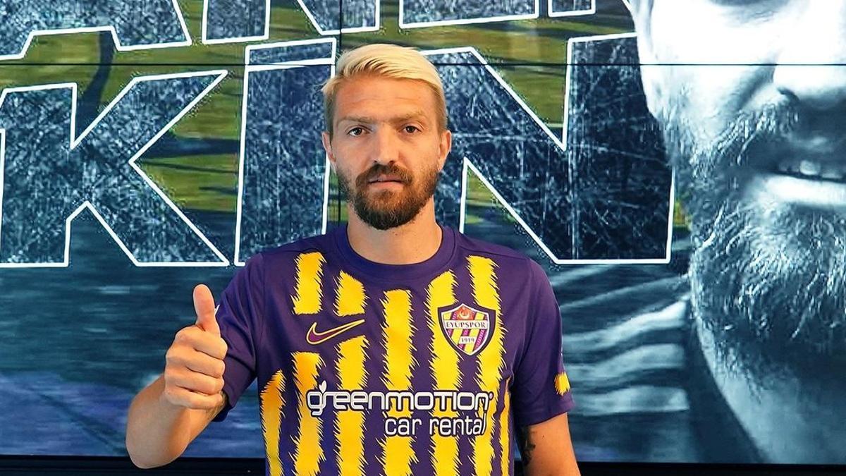 Caner Erkin Futbolu Bırakacak mı? Menajerden Açıklama