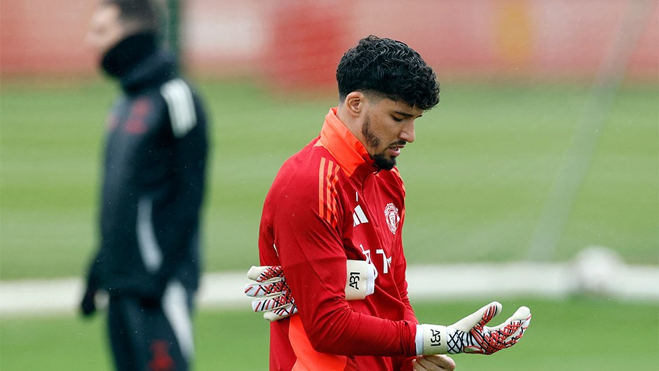Altay Bayındır, Manchester United Kadrosunda Yer Aldı