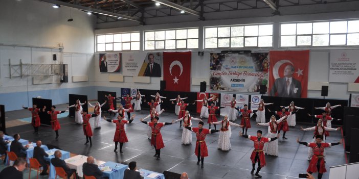 Akşehir'de Genç Halk Oyunları Şampiyonası Düzenlendi