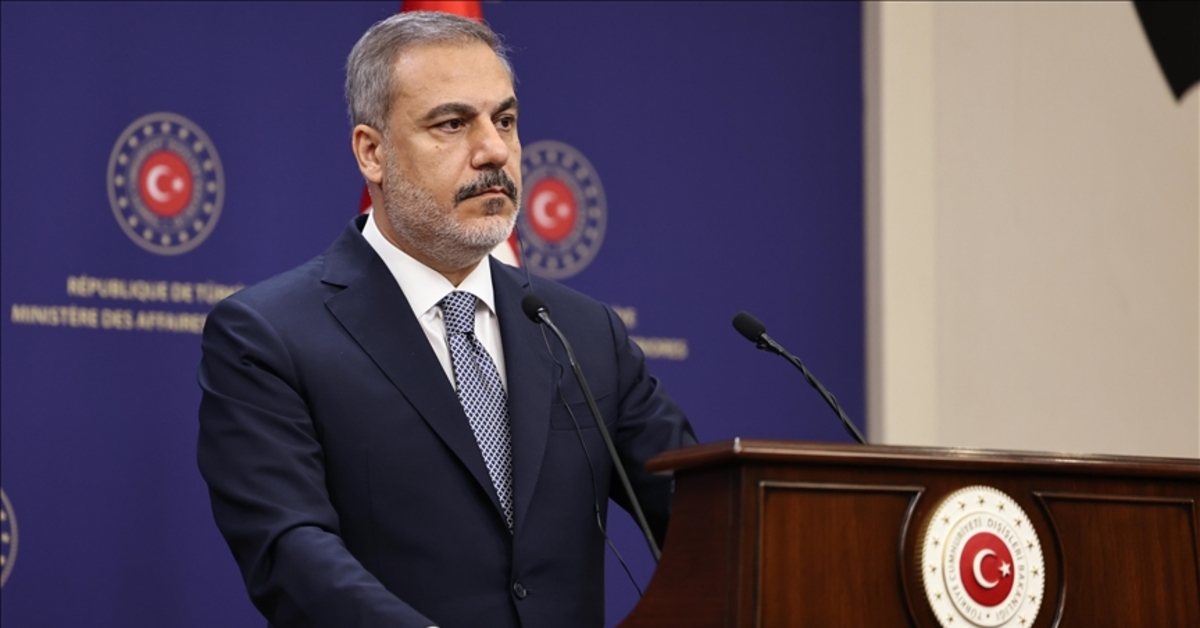 Dışişleri Bakanı Fidan, Özgür Özel'e Yönelik Saldırıyı Kınadı