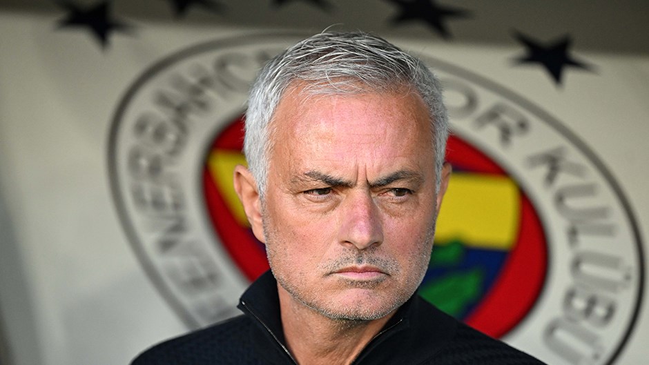 Fenerbahçe, Derbi Maçı Sonrası Şampiyonluk Umutlarını Erken Kaybetti