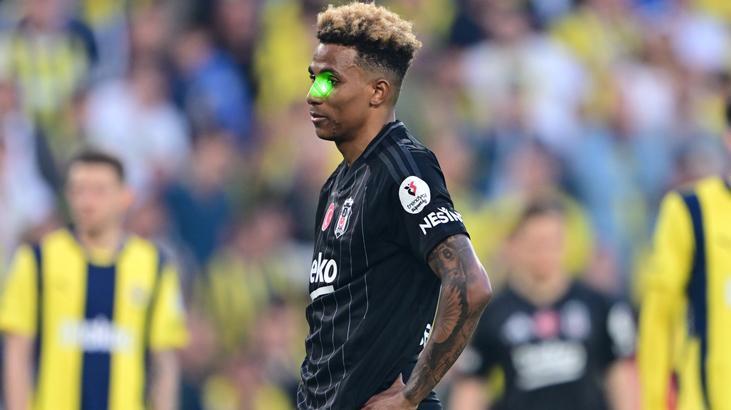 Fenerbahçe-Beşiktaş Derbisinde Lazer Tutumu Sonucu Gözaltı