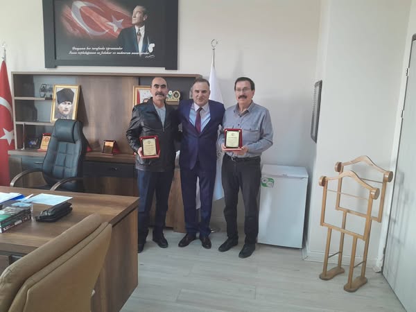 Akşehir'de Emekli Öğretmenlere Veda