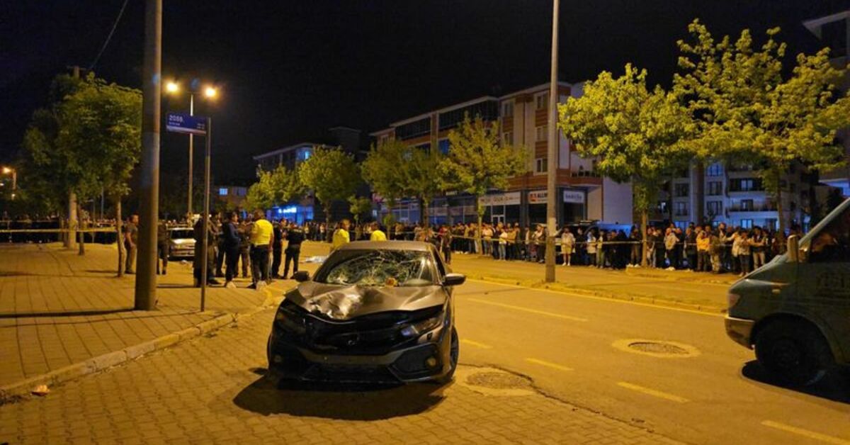Sakarya'da Otomobilin Çarpması Sonucu 2 Kadın Hayatını Kaybetti