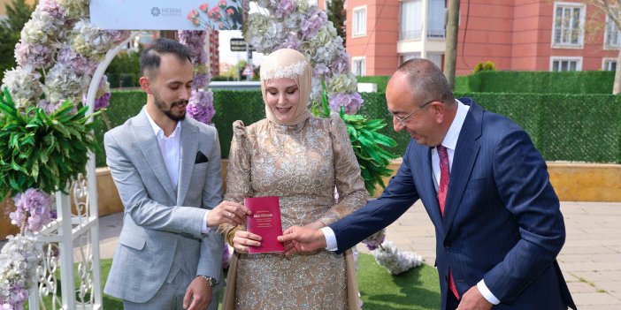 Konya Meram'da 42 Çift Mutlu Bir Başlangıç Yaptı