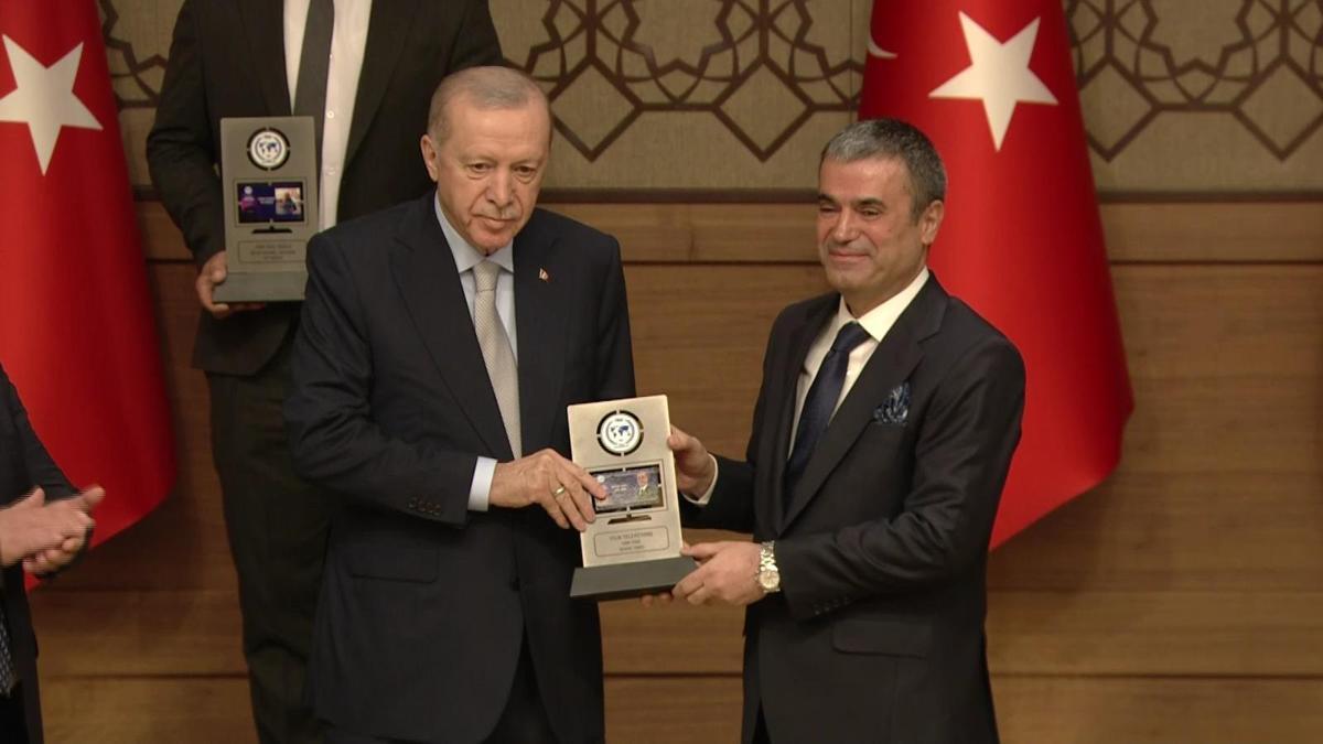 Anadolu Medya Ödülleri Sahiplerini Buldu: Demirören Medya Temsilcileri Ödüllendirildi