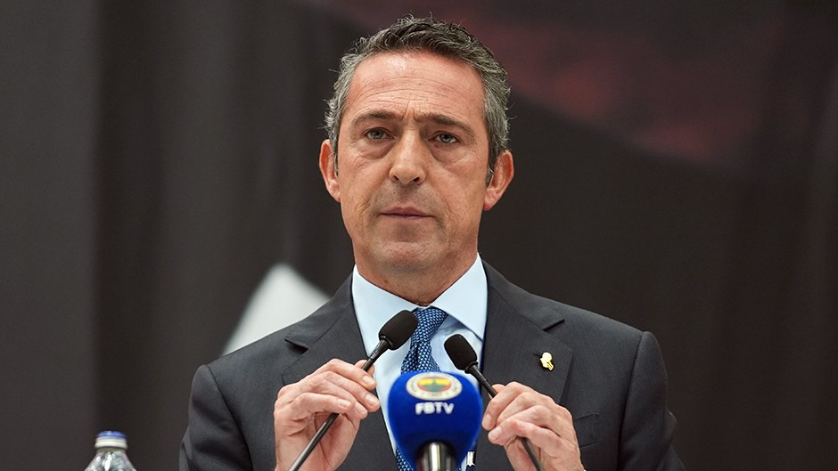 Fenerbahçe'de Kongre Kararı Netleşiyor: Ali Koç Canlı Yayında Açıklama Yaptı