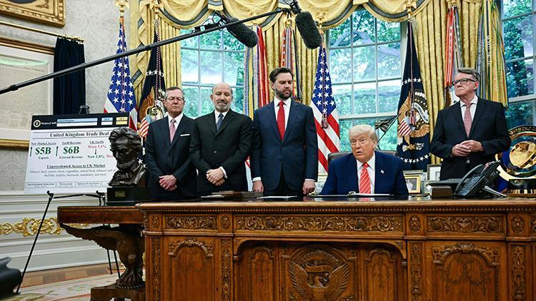 Trump, İngiltere ile Çığır Açan Anlaşma İmzaladı: 