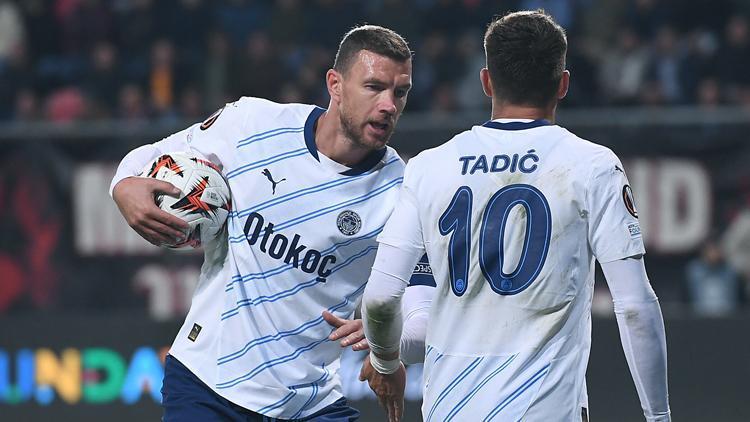 Fenerbahçe, Performans Düşüklüğü Gerekçesiyle 16 Oyuncuyla Yollarını Ayırma Kararı Aldı