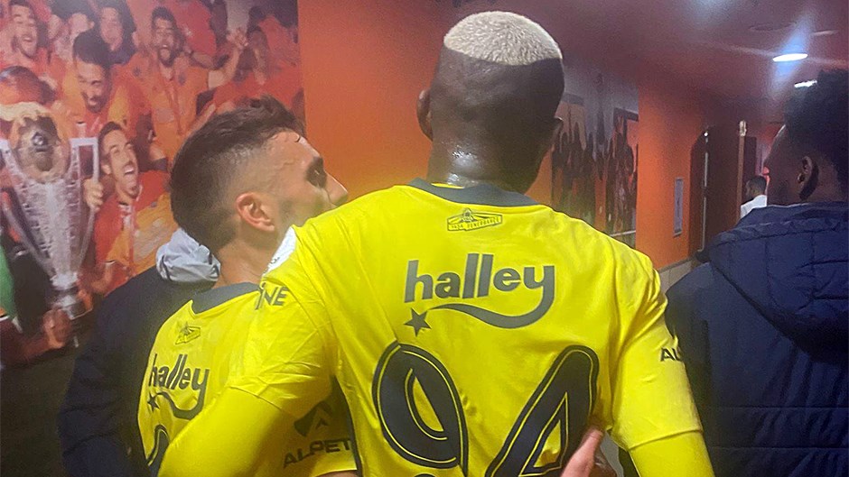 Fenerbahçe Derbisinde Tadic-Talisca Gerilimi