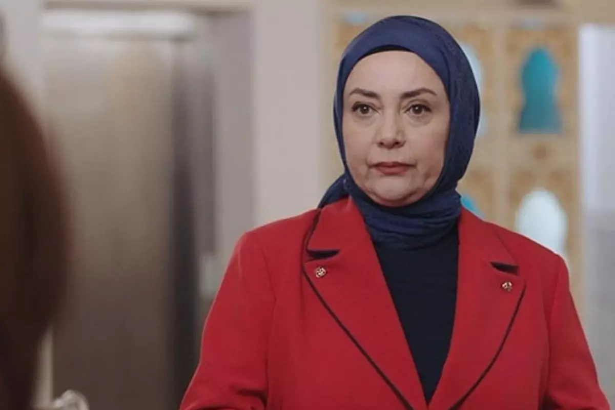Sibel Taşçıoğlu, Kızılcık Şerbeti'ndeki Pembe'nin Ölümüne Eleştiri Yaptı