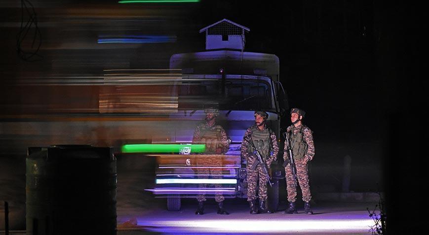 Hindistan, Pakistan'ın Ateşkes Anlaşmasını İhlal Ettiğini İddia Etti