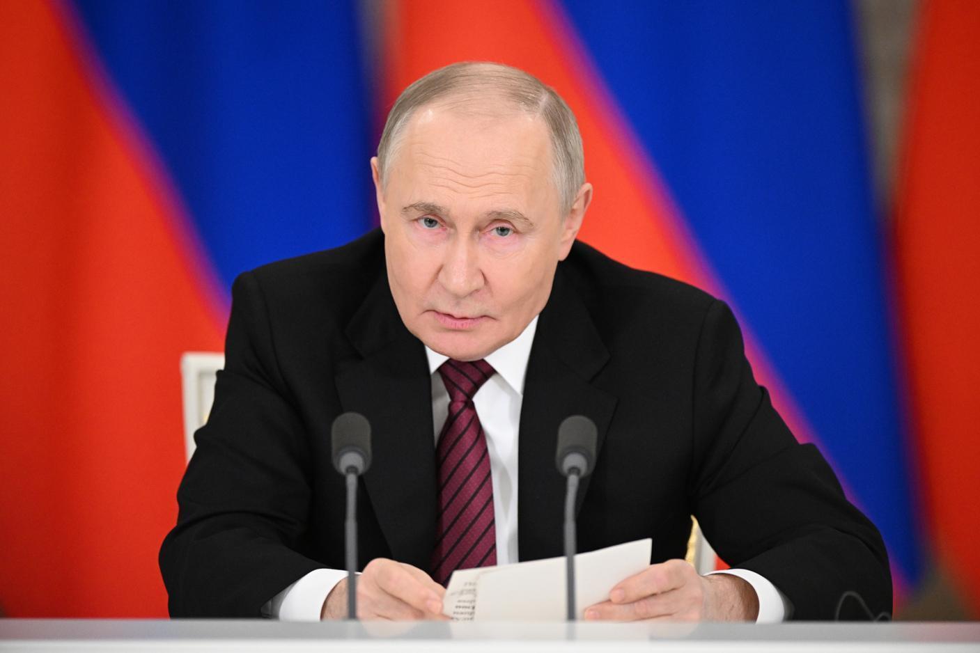 Putin, Ukrayna Savaşında Ateşkes İlan Etti ve İstanbul'da Görüşme Önerdi