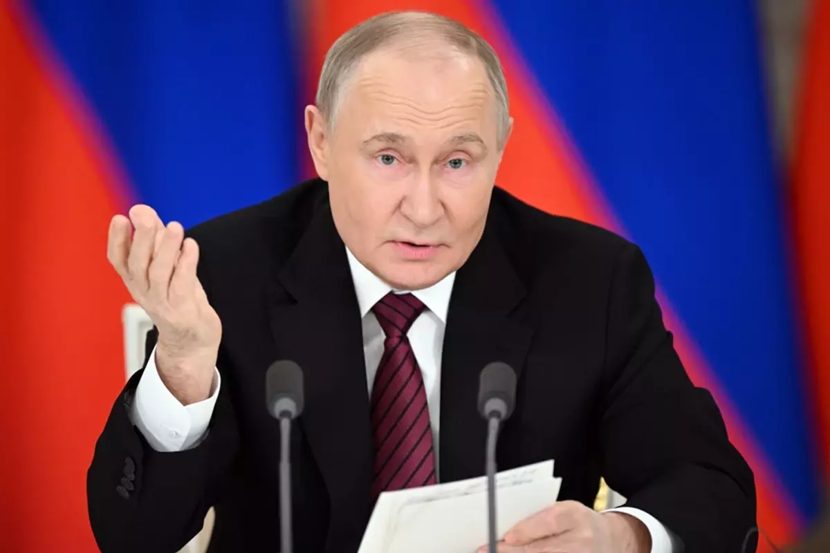 Putin, Ukrayna ile Görüşme Önerisiyle Ateşkes İlan Etti