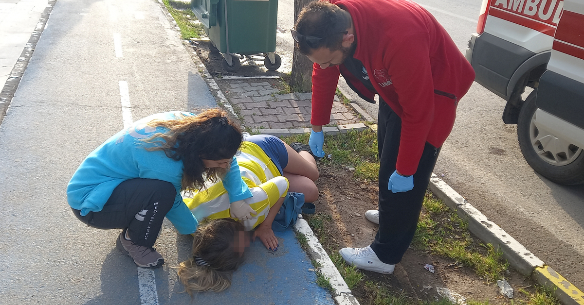 Aksaray'da Otomobilden Atılan Ahu T. Kaldırımda Baygın Bulundu