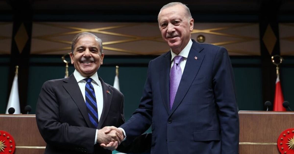 Cumhurbaşkanı Erdoğan, Pakistan Başbakanı'na Kardeşlik Mesajı Yolladı