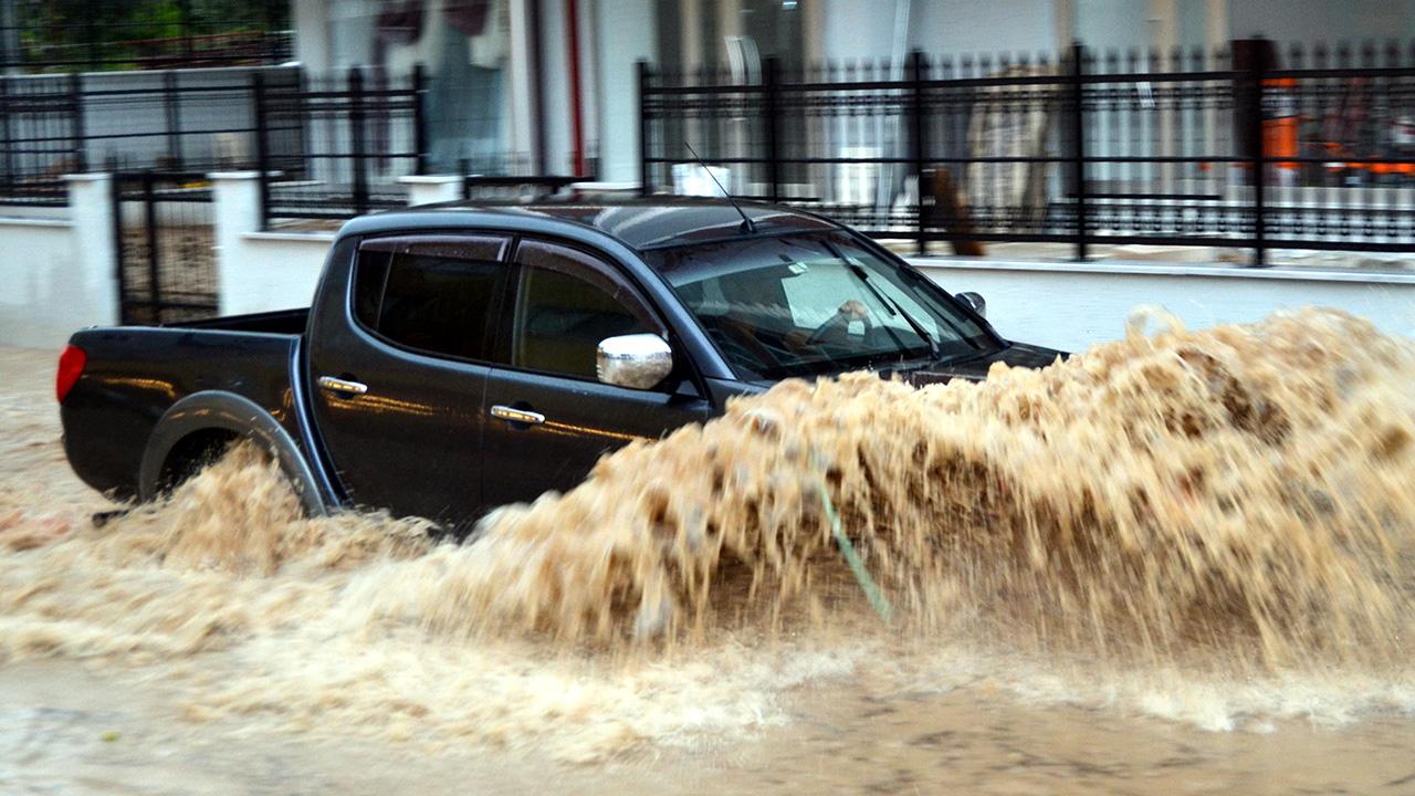 7 İl Meteorolojik Uyarı Altında: Sağanak Bekleniyor