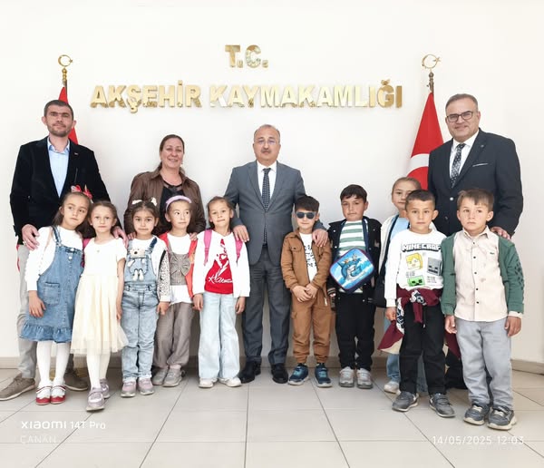 Akşehir'e Kültürel Gezi: İlkokul Öğrencileri Tarihi ve Kültürel Mirası Keşfetti