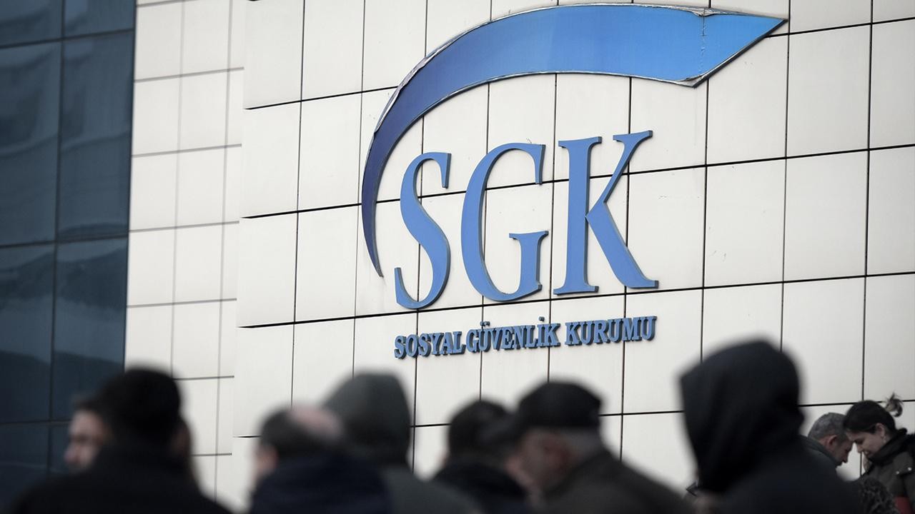 SGK, Kayıt Dışı İstihdamla Mücadelede Sert Önlemler Alıyor: 2 Milyar Lira Ceza Kesildi