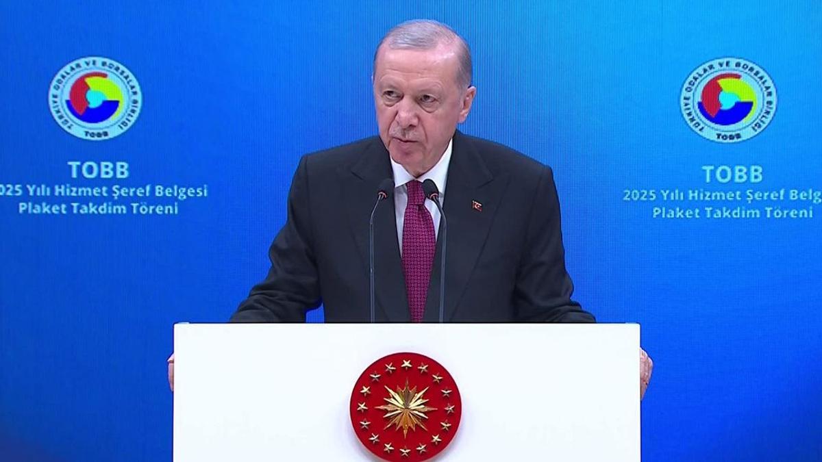 Cumhurbaşkanı Erdoğan, TOBB Hizmet Şeref Belgesi ve Plaket Törenine Katıldı