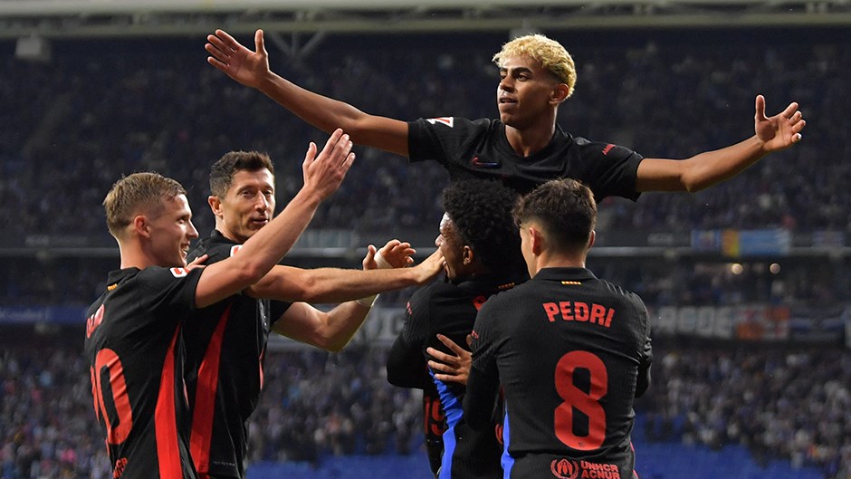 Barcelona, Derbi Galibiyetiyle La Liga Şampiyonluğunu Kutladı