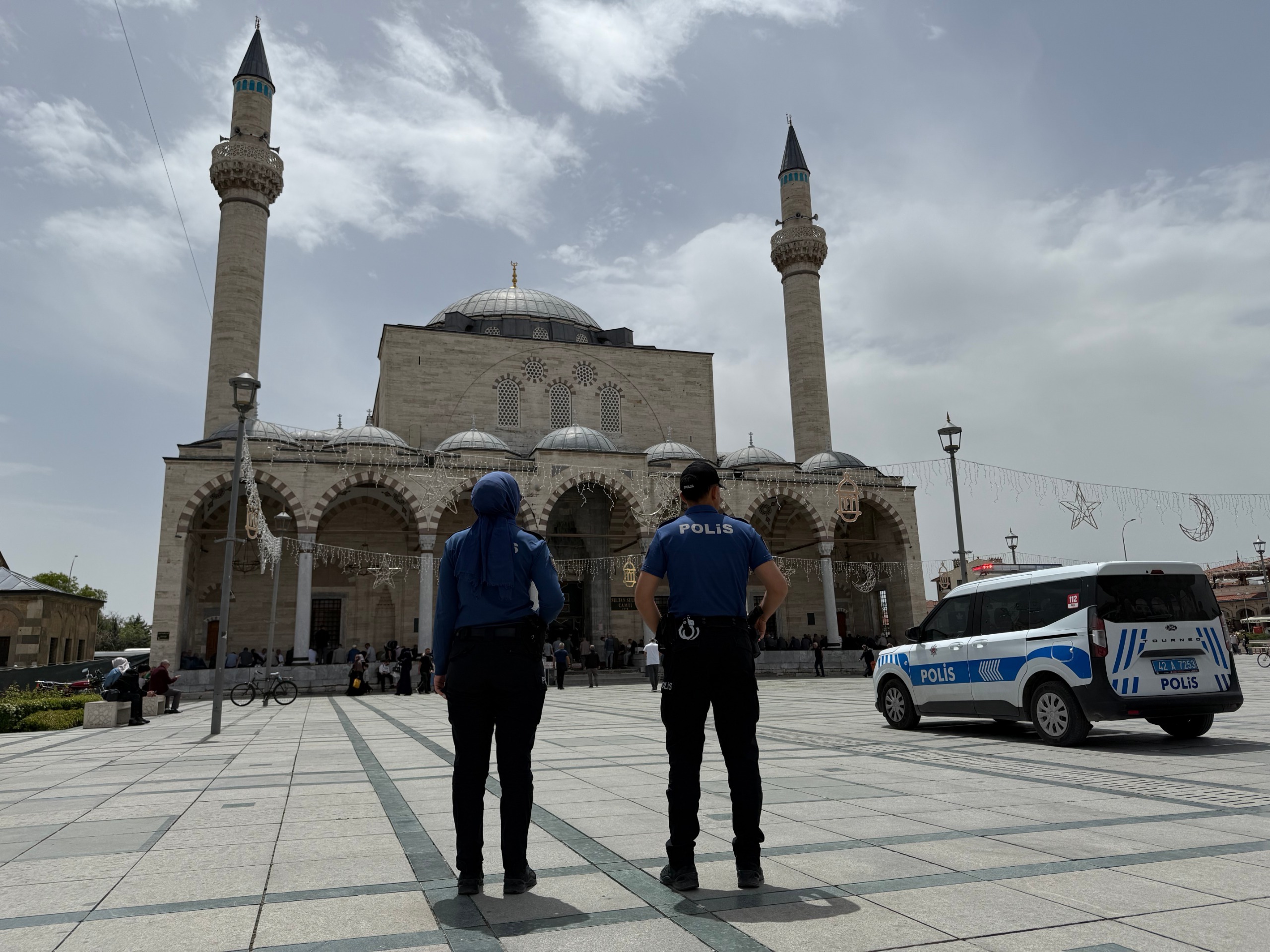Konya'da Dilencilere ve Rahatsız Edici Satışlara Karşı Geniş Kapsamlı Denetim