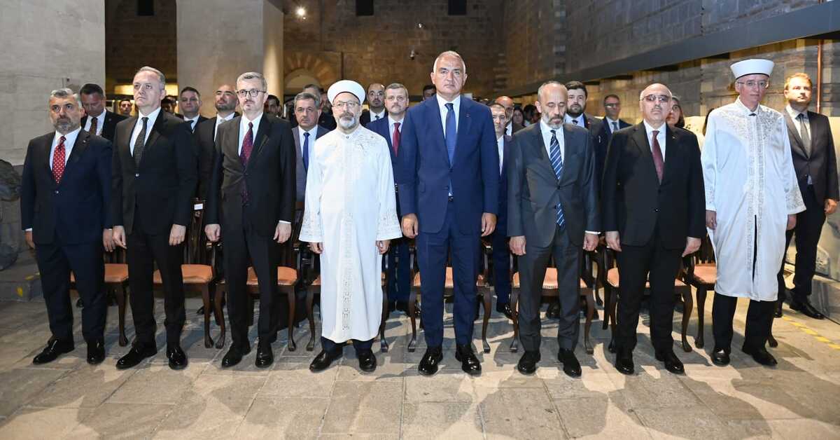 Bakan Ersoy: İslamofobi İnsanlığa Düşmanlıktır
