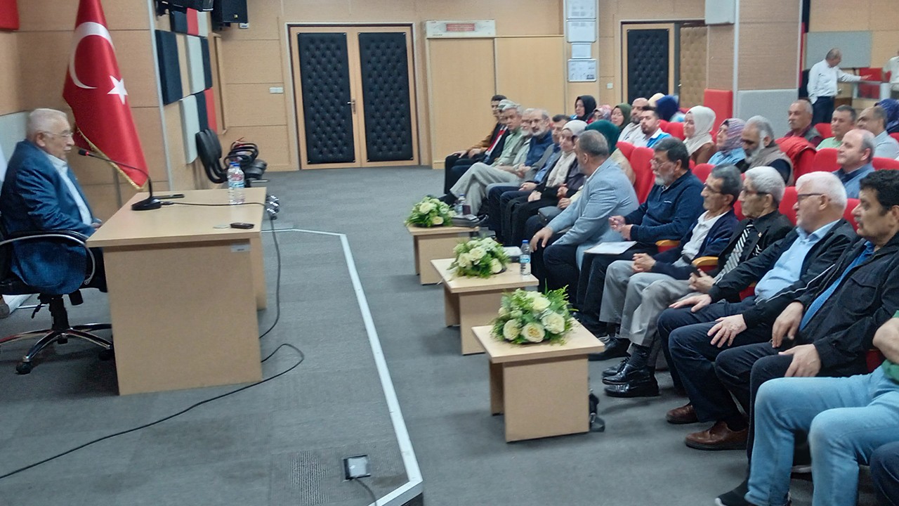 Konya'da Ney ve Ebru Sanatçısı Sadrettin Özçimi'nin Hayat Hikayesi