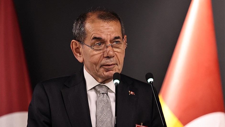 Galatasaray Başkanı Özbek'ten Şampiyonluk Kutlaması Çağrısı ve Hacıosmanoğlu Açıklaması