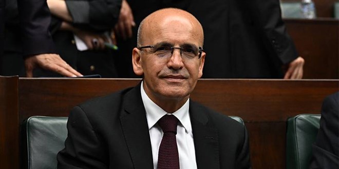 Bakan Şimşek, İngilterede Kurduğu Şirket Hakkındaki İddialara Açıklama Yaptı