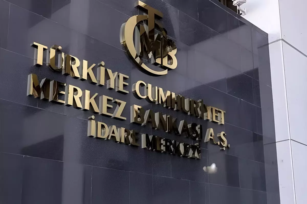 Eski Merkez Bankası Başkanı Rüşdü Saracoğlu Vefat Etti