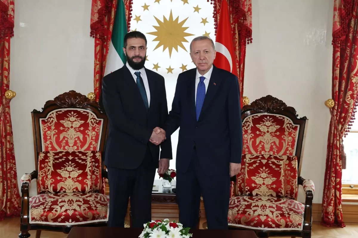 Dolmabahçe'de Suriye Zirvesi: Erdoğan-Şara Görüşmesinde Terör ve İlişkiler Masada