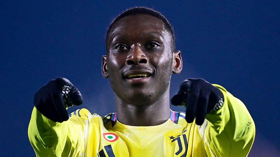 Fenerbahçe, Kolo Muani Transferi İçin Rekor Bonservis Bedeli Gözden Çıkarıyor