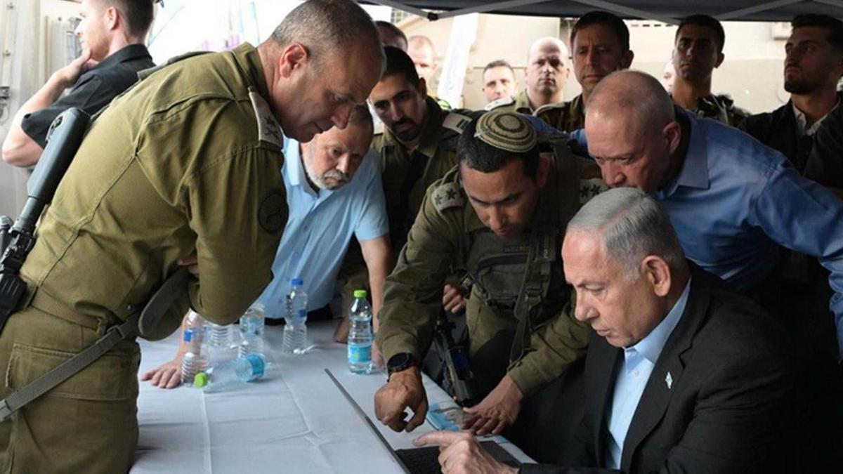 Eski İsrail İstihbarat Şefi Yadlin: Netanyahu İsrail'in Geleceğini Tehlikeye Atıyor