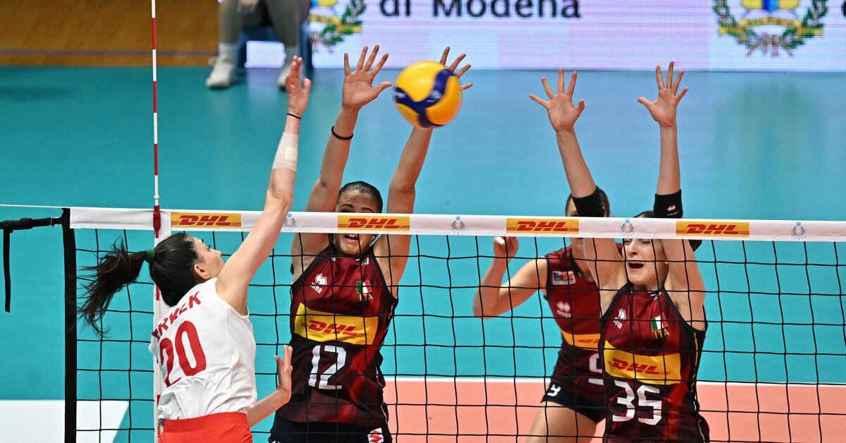 A Milli Kadın Voleybol Takımı AIA AeQuilibrium Kupası'nda İtalya'ya Mağlup Oldu