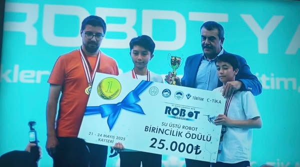 Akşehir Bilim ve Sanat Merkezi'nden MEB Robot Yarışması'nda Türkiye Dereceleri