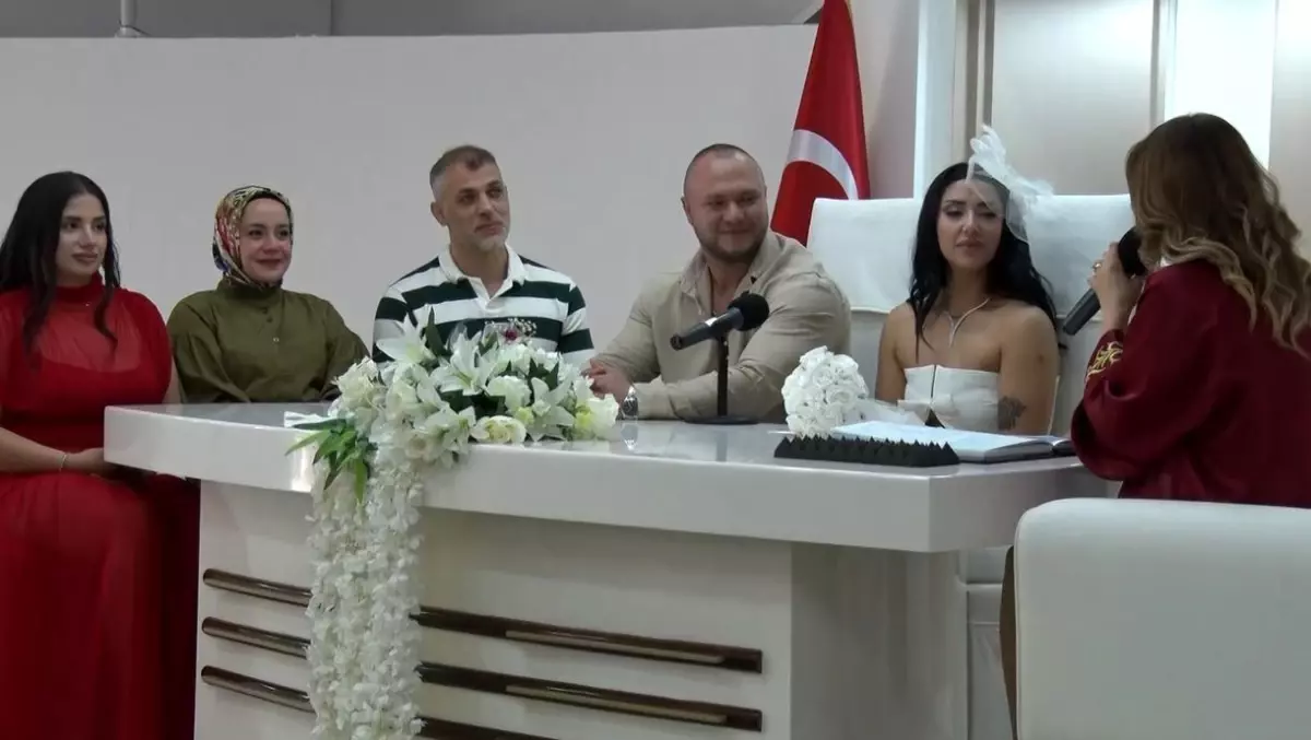 İstanbul Şişli'de 21 Çiftin Özel Günü: 25 Mayıs Nikah Yoğunluğu