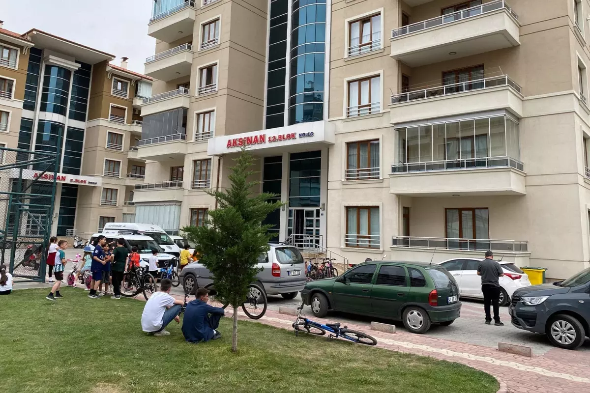 Konya'da Aile İçi Cinayet: Koca, Eşini Çocuklarının Gözü Önünde Öldürdü